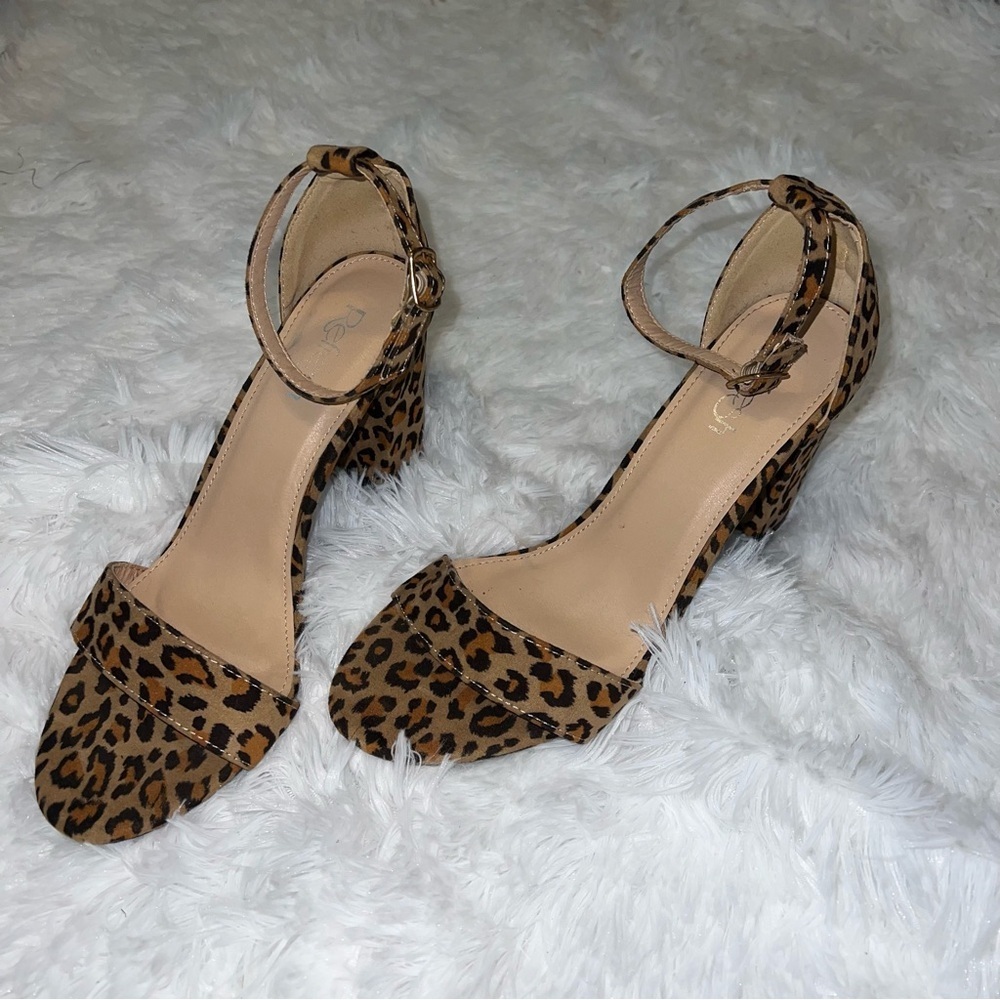 Refresh Cheetah Leopard Print Heels Size Women’s 9 - image 3